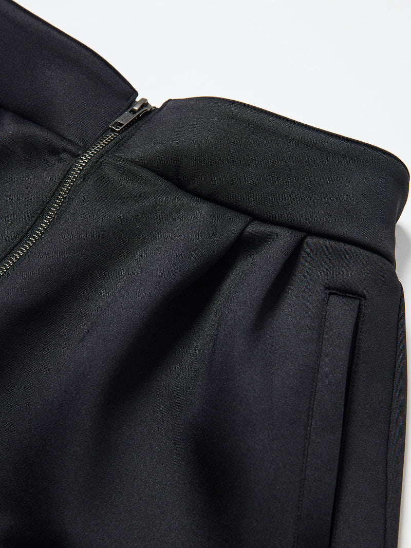 【レディース】段ボールスウェット　フロントジップショートパンツ