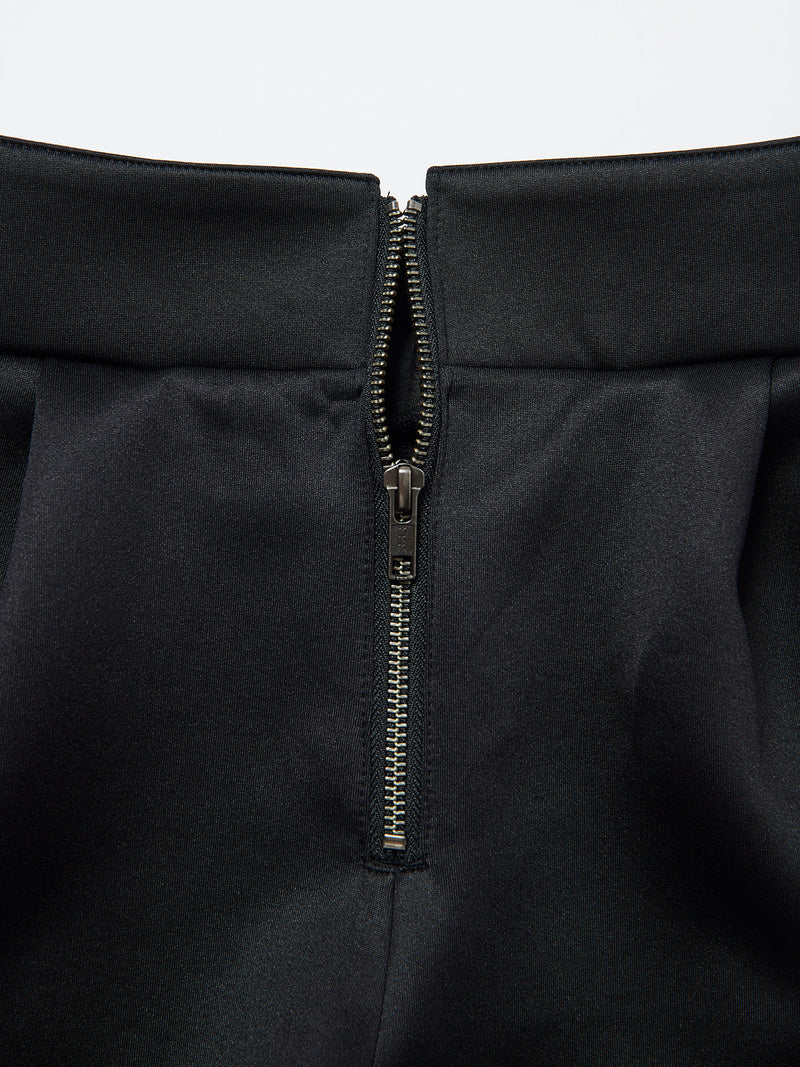 【レディース】段ボールスウェット　フロントジップショートパンツ