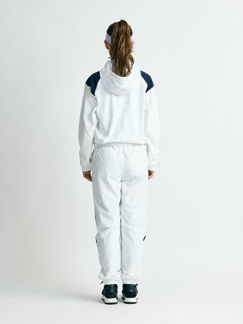 ナイロンジョガーパンツ