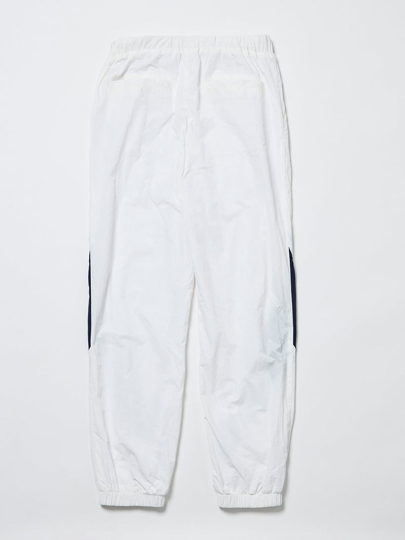 ナイロンジョガーパンツ